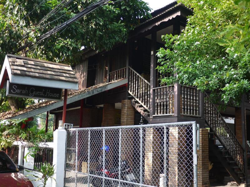 Sarah Guest House Chiang Mai Exterior photo